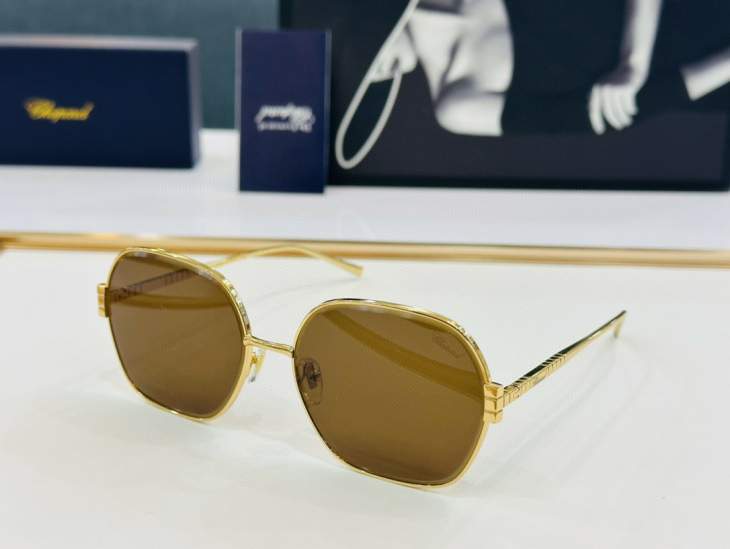Picture of Chopard Sunglasses _SKUfw63765624fw